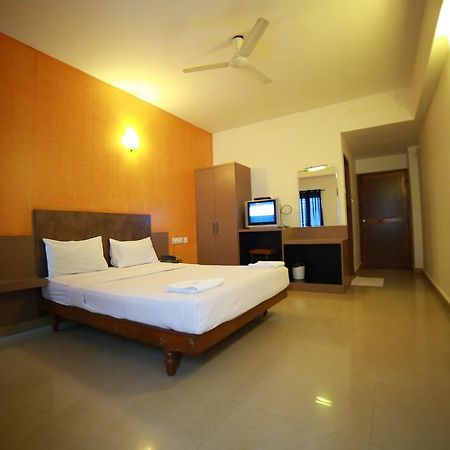 Qik Stay @ S.K. Continental Mysore Luaran gambar