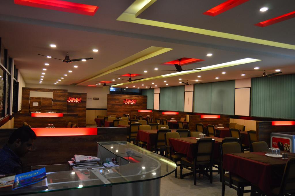 Qik Stay @ S.K. Continental Mysore Luaran gambar
