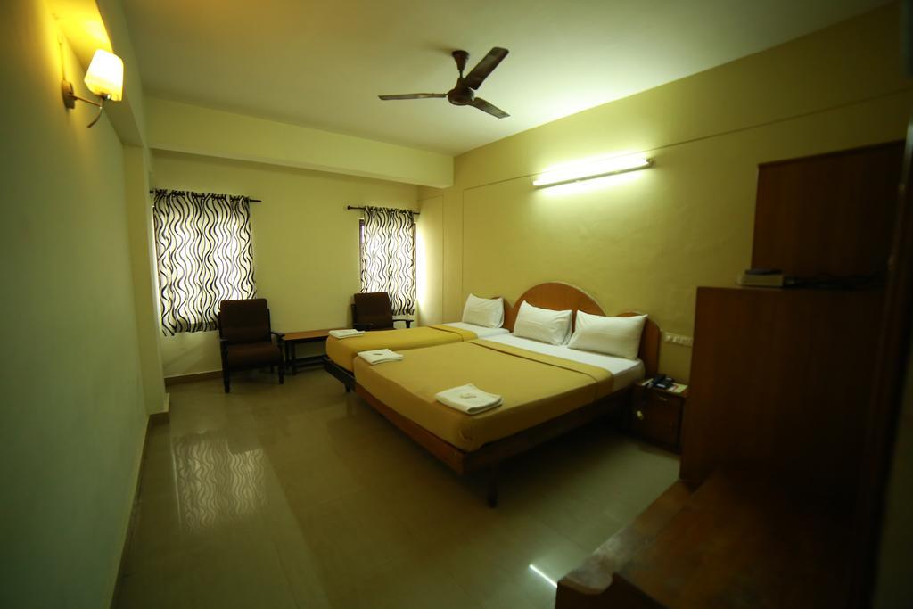Qik Stay @ S.K. Continental Mysore Luaran gambar