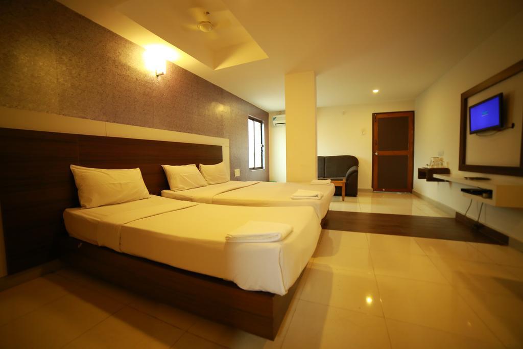 Qik Stay @ S.K. Continental Mysore Luaran gambar
