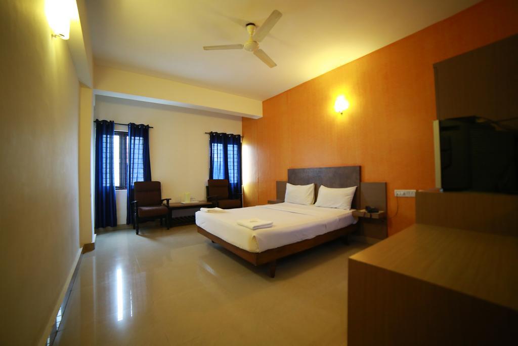Qik Stay @ S.K. Continental Mysore Luaran gambar