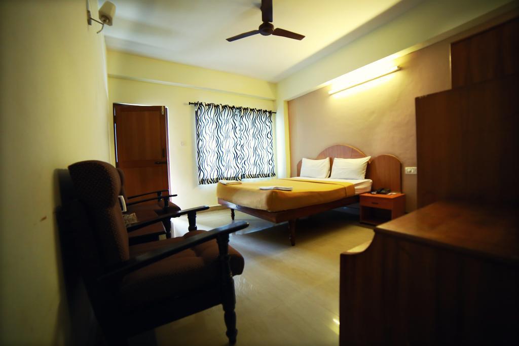 Qik Stay @ S.K. Continental Mysore Luaran gambar