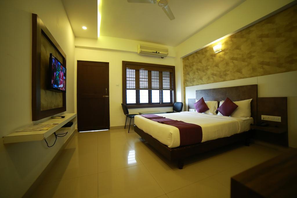 Qik Stay @ S.K. Continental Mysore Luaran gambar