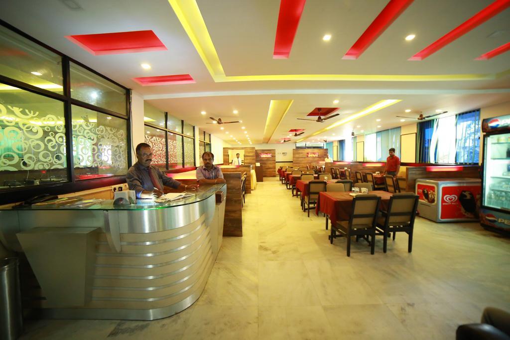 Qik Stay @ S.K. Continental Mysore Luaran gambar