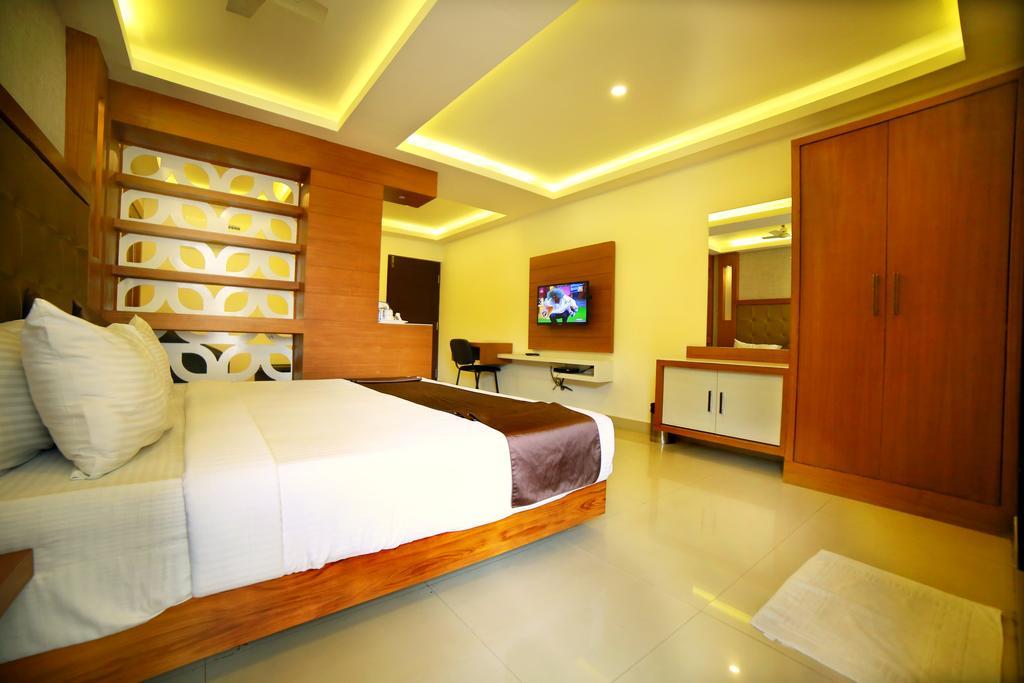 Qik Stay @ S.K. Continental Mysore Luaran gambar